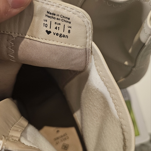 Elegant Cream Ankle Boots - Picture 2 of 2